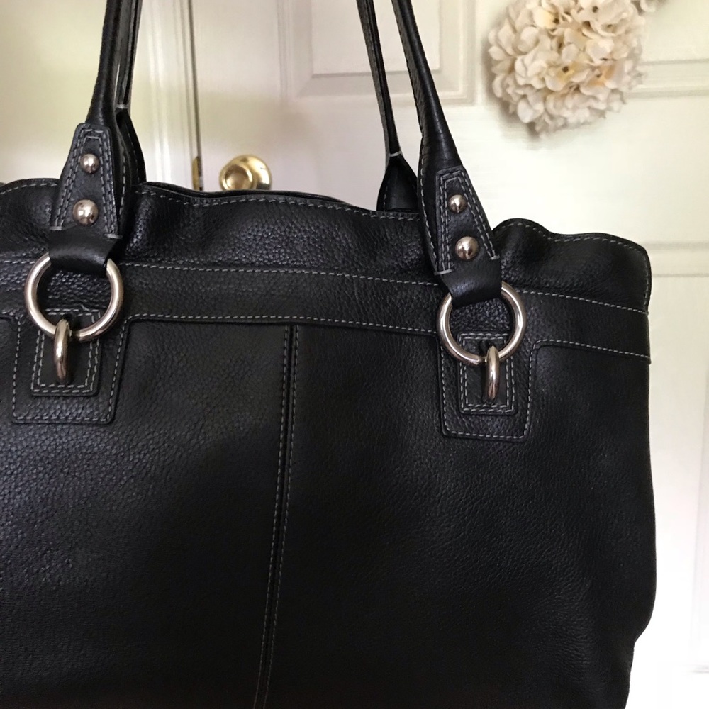 Coach Bag - Picture 2 of 4